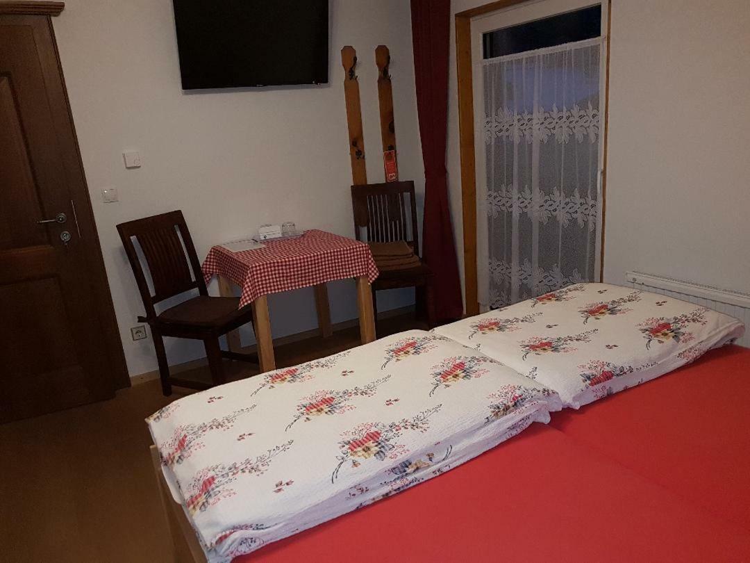 Pension Haus Rohrmoser Lungötz Екстериор снимка